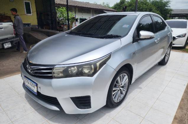  Toyota Corolla Altis