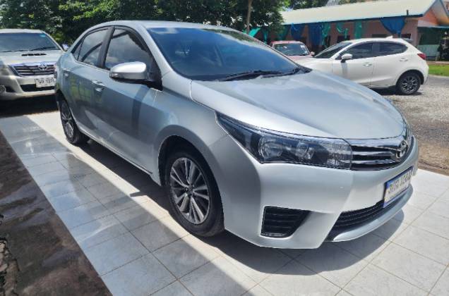  Toyota Corolla Altis