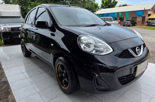  Nissan March 1.2 s